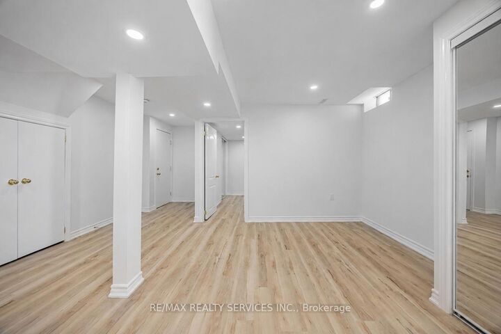 Property Photo:  42 Northampton Street Bsmt  ON L6S 3Y7 