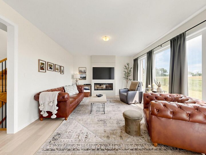 Property Photo: 98 Golden Meadows Drive ON K9J 0K8