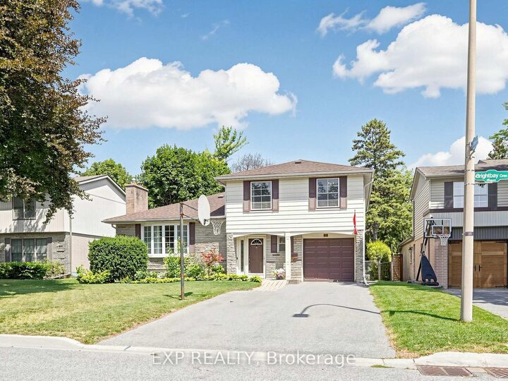 37 Brightbay Crescent — photo 1