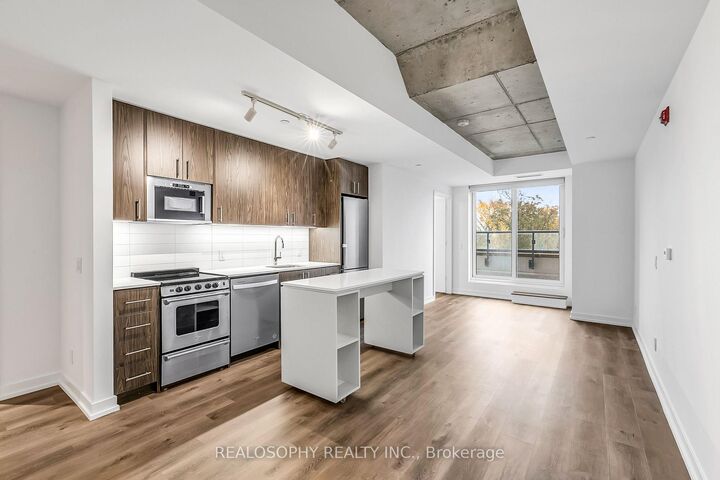 Photo de la propriété: 115 Larchmount Avenue 509 ON M4M 2Y6