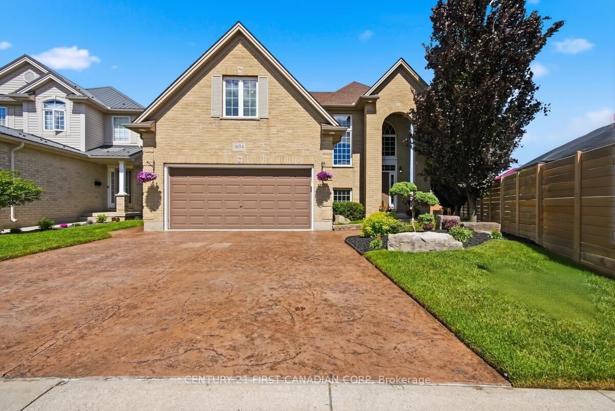 Property Photo: 1694 Green Gables Road ON N6M 0A3