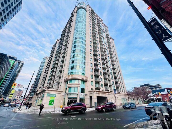 Property Photo:  200 Rideau Street 607  ON K1N 5Y1 