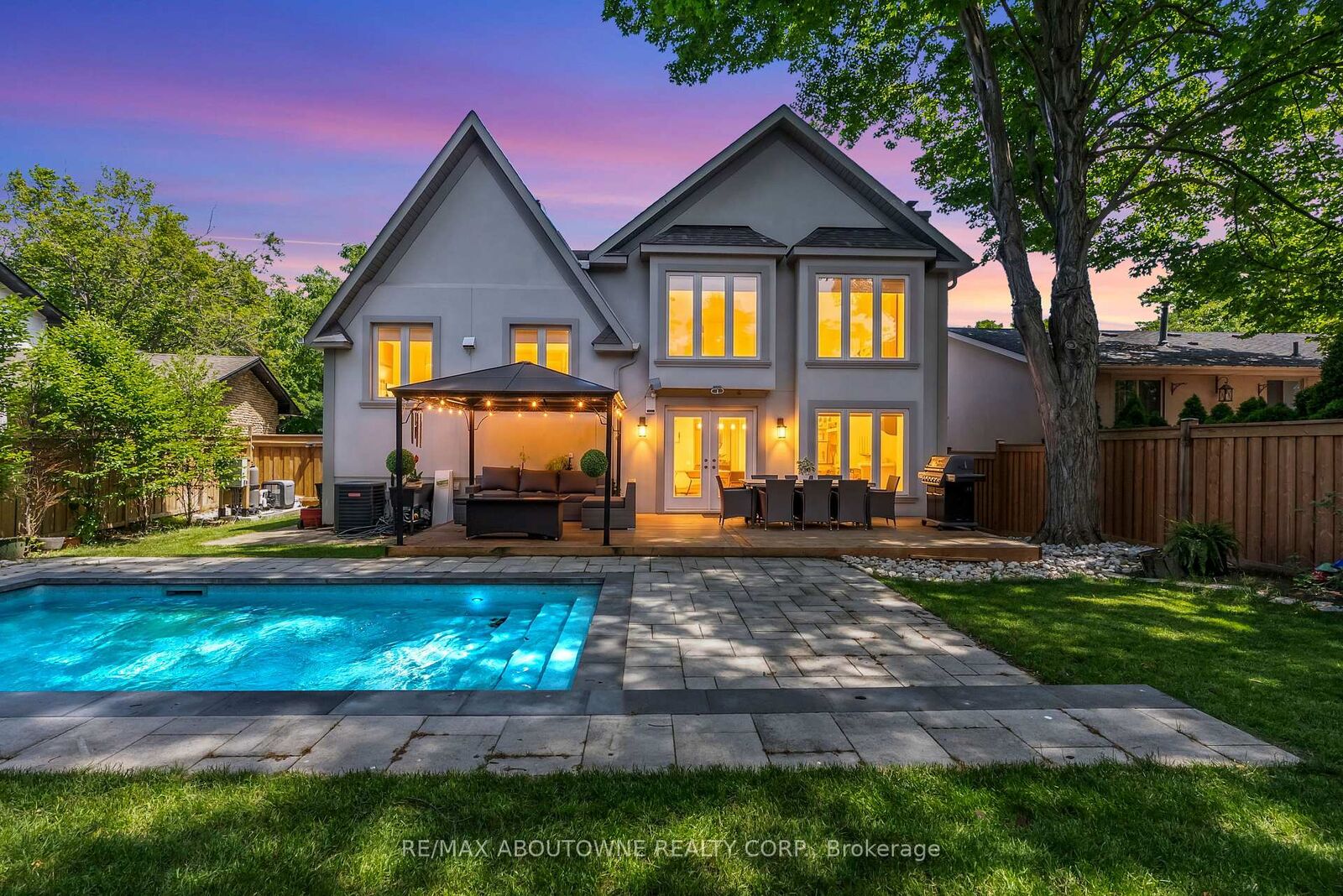 Property Photo:  428 Brookmill Road  ON L6J 5K5 