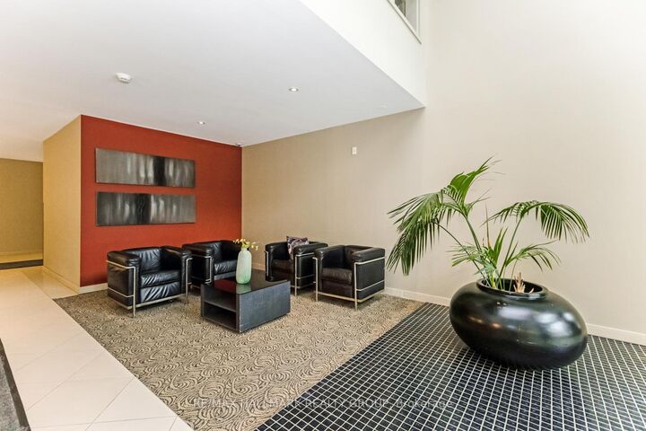 Photo de la propriété: 138 Somerset Street W 502 ON K2P 0A3