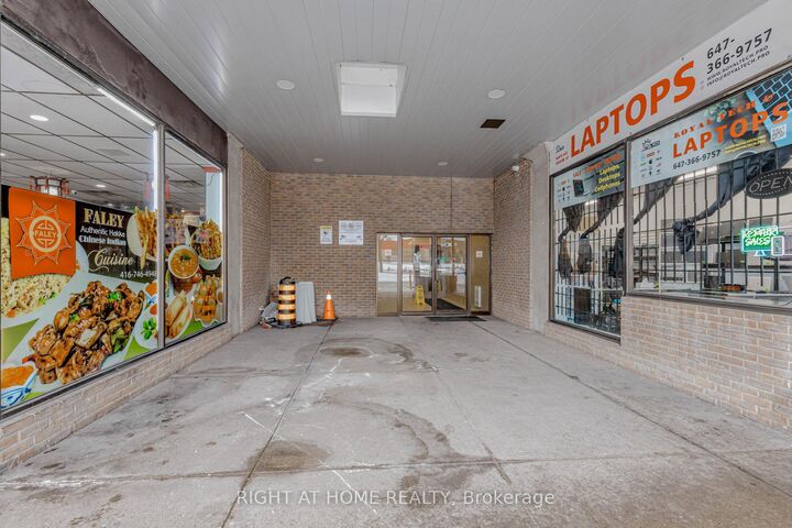 Property Photo: 40 Rexdale Boulevard 3 ON M9W 5Z3