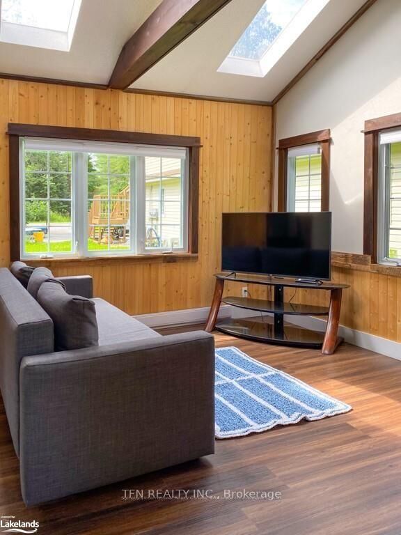 Property Photo: 1502 Canning Road 2 ON N3L 3E2