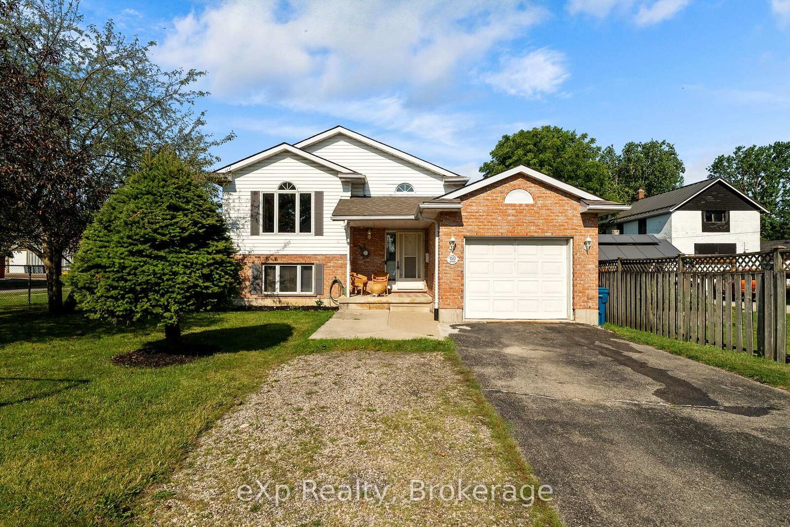 Property Photo:  150 Trinity Street  ON N5A 4P6 