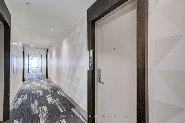 Property Photo: 180 Enterprise Boulevard 809 ON L6G 0G4