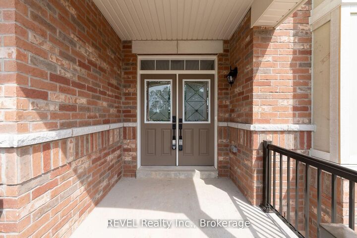 Property Photo:  4568 Lyons Parkway  ON L2E 6S6 