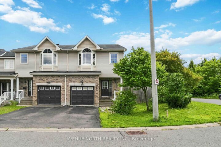 Property Photo:  216 Cityview Crescent  ON K4A 0T9 
