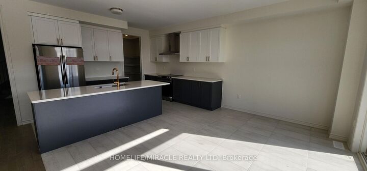 Property Photo:  30 Hummingbird Grove  ON L0G 1W0 