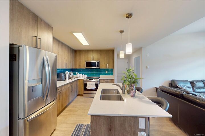 Property Photo: 110 Presley Pl #411 BC V9B 0H5
