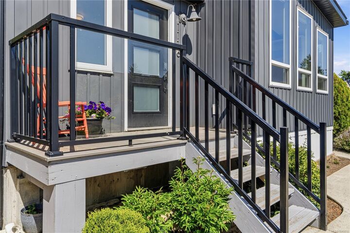 Property Photo: 1116 Woss Lake Dr BC V9R 0M3