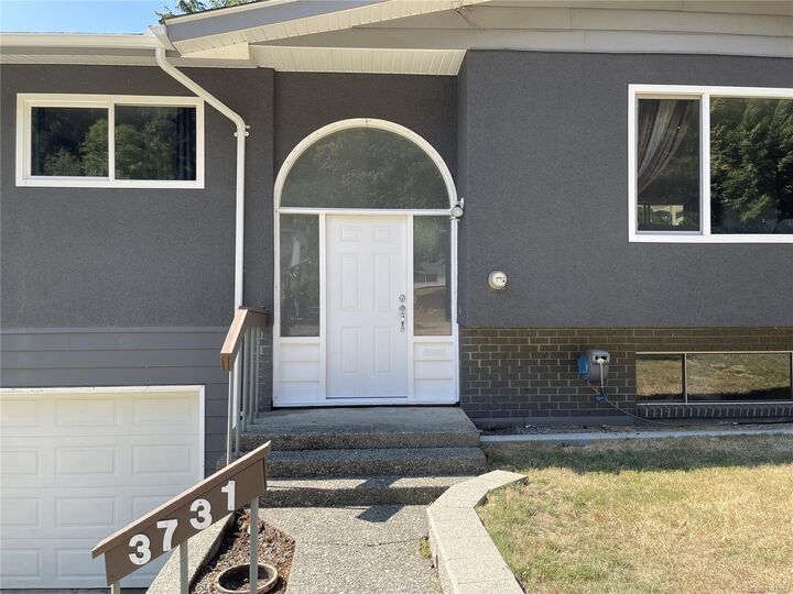 Property Photo: 3731 Fowlie Cres BC V9Y 1C6