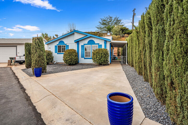Property Photo:  2721 E Riverside Dr Unit 24  UT 84790 