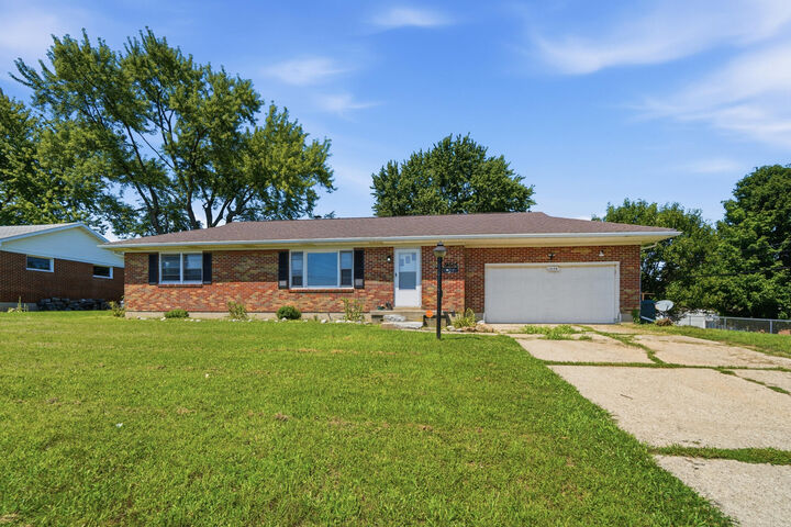 Property Photo:  1450 Moorefield Road  OH 45503 