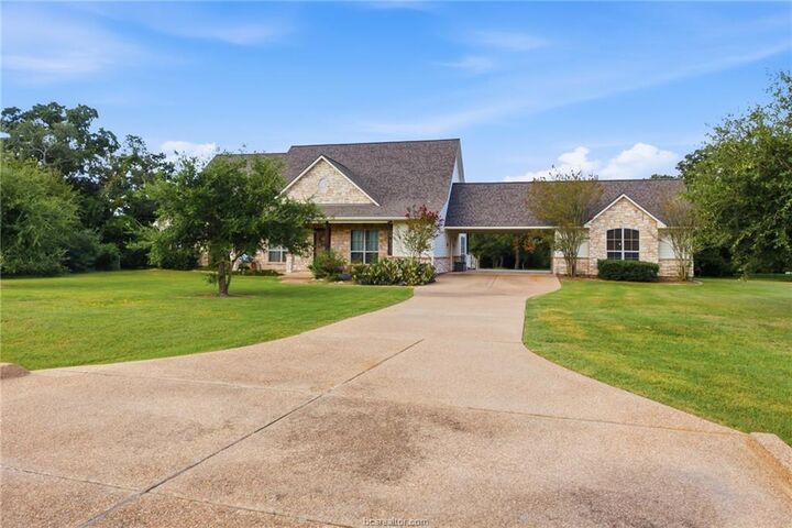 Property Photo:  17422 Saddle Creek Drive  TX 77845 