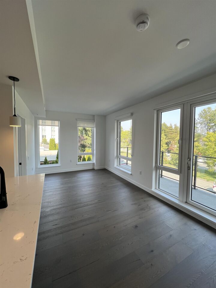 Property Photo:  6859 Cambie Street 3xx  BC V6P 3H1 