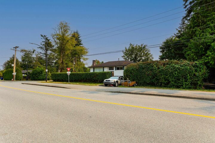 Property Photo: 22026 122nd Avenue BC V2X 3X3