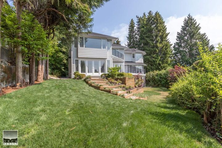 Property Photo:  816 Anderson Crescent  BC V7T 1S7 