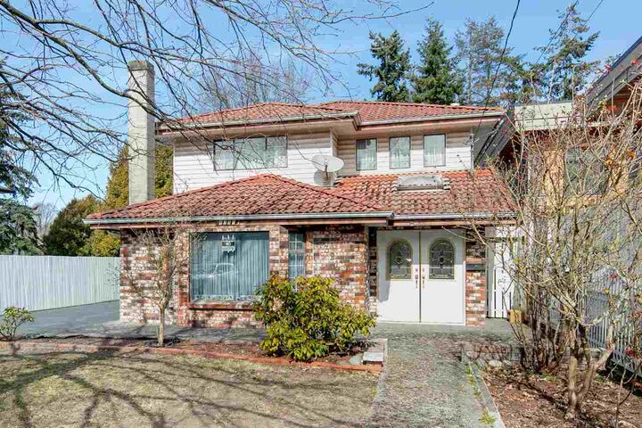 4391 Westminster Highway — photo 1