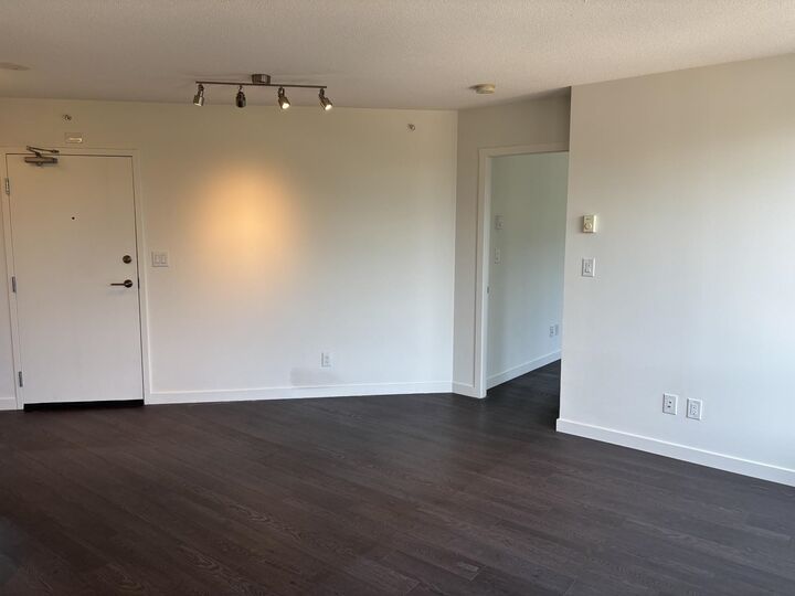Property Photo:  5470 Ormidale Street 606  BC V5R 0G5 
