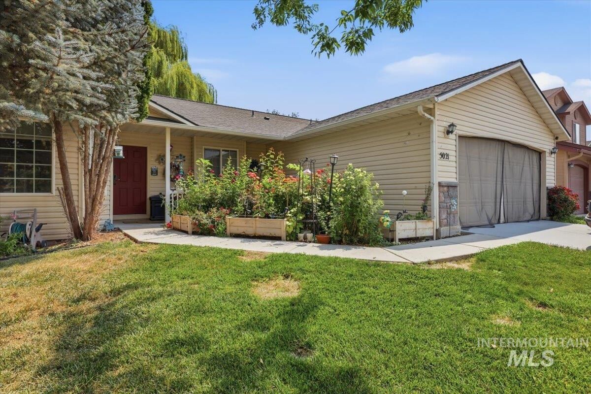Property Photo:  5021 Barkley Way  ID 83607 