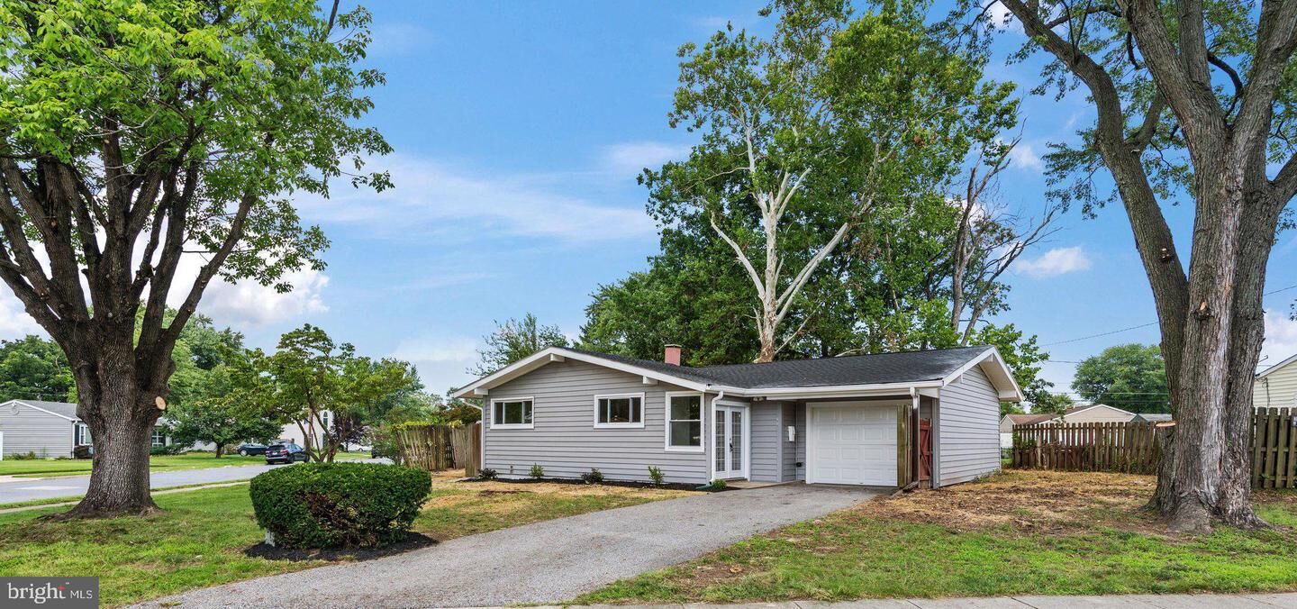 Property Photo:  1019 Sunny Brook Drive  MD 21060 