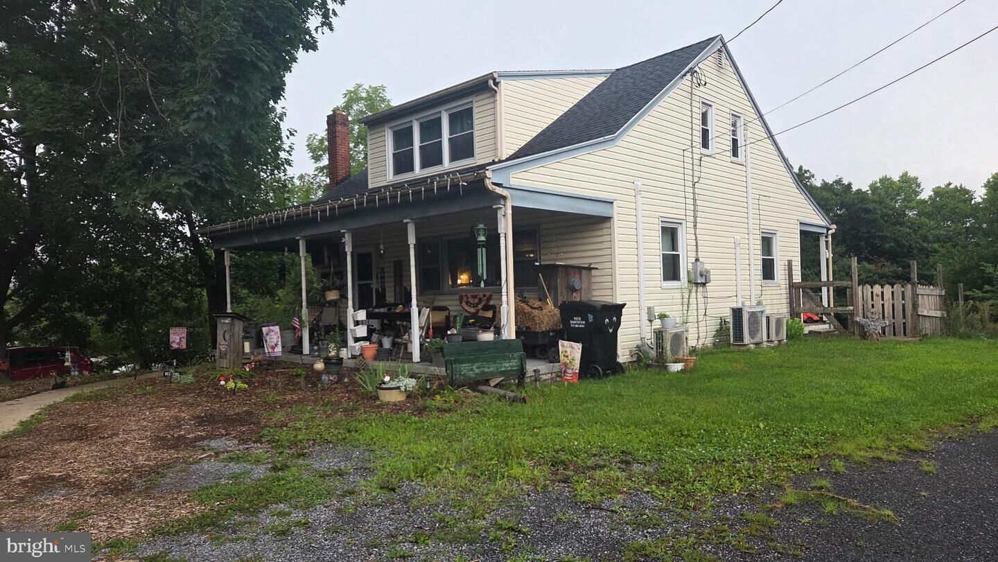 Property Photo:  7611 Lincoln Way W  PA 17252 