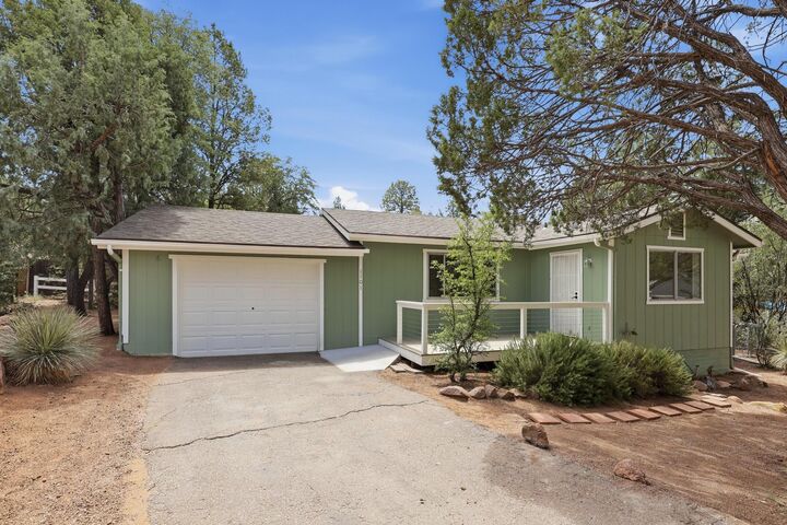 Property Photo: 1101 N Carefree Circle AZ 85541