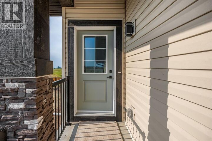 Property Photo: 142 Lakewood Crescent AB T1P 0G6