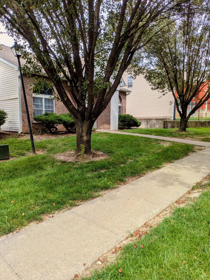 Property Photo:  32 N Cedar Lake Dr  MO 65203 