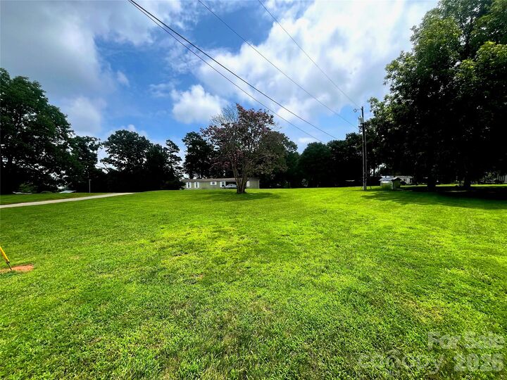 Property Photo:  109 Ray Dawn Lane  NC 28117 