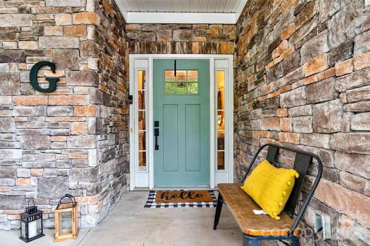 Property Photo:  1005 Downing Court  NC 28079 