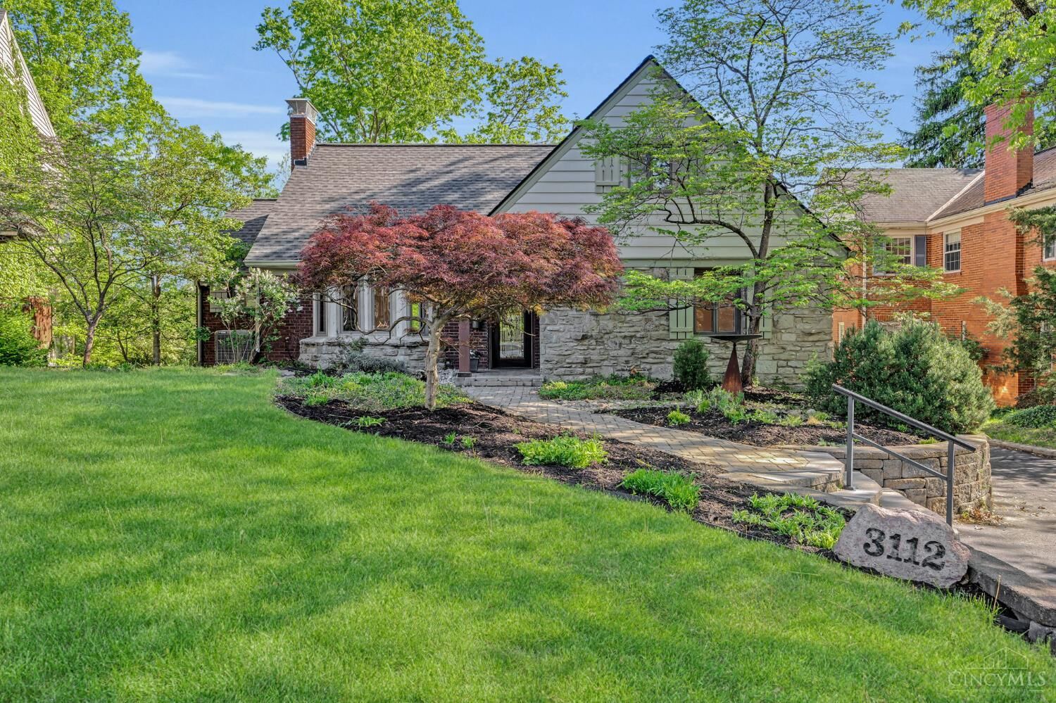 Property Photo: 3112 Linview Avenue OH 45208