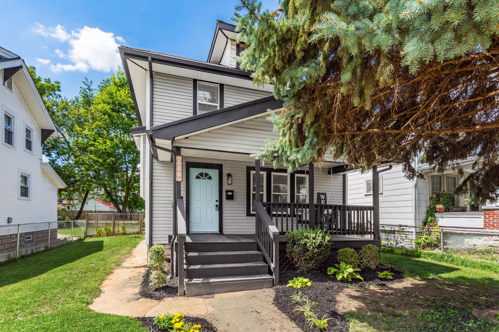 Property Photo: 135 N Powell Avenue OH 43204