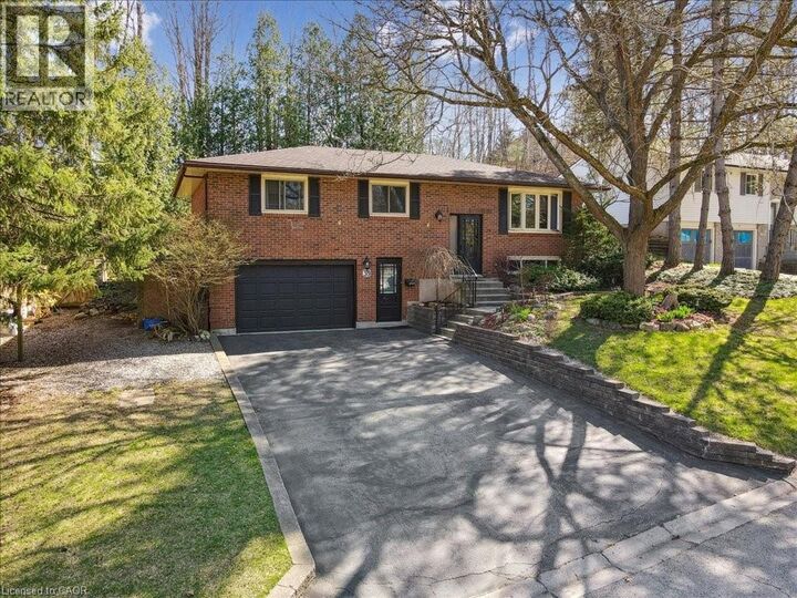 Property Photo:  39 Gordon Street  ON N1S 4K7 