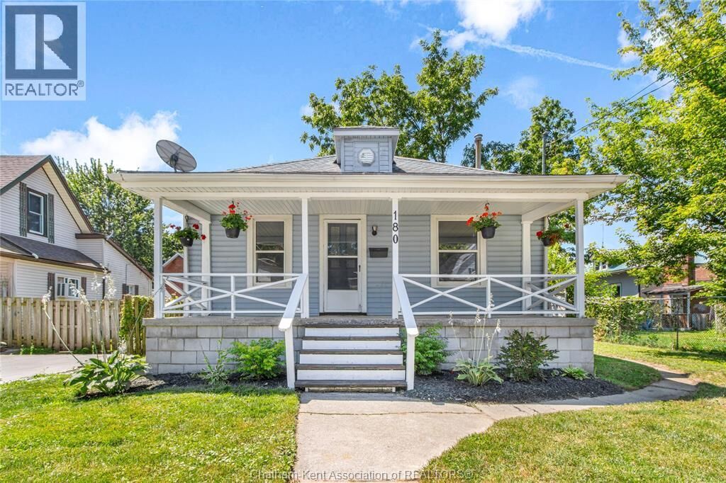 Property Photo: 180 Raleigh Street ON N7M 2N5