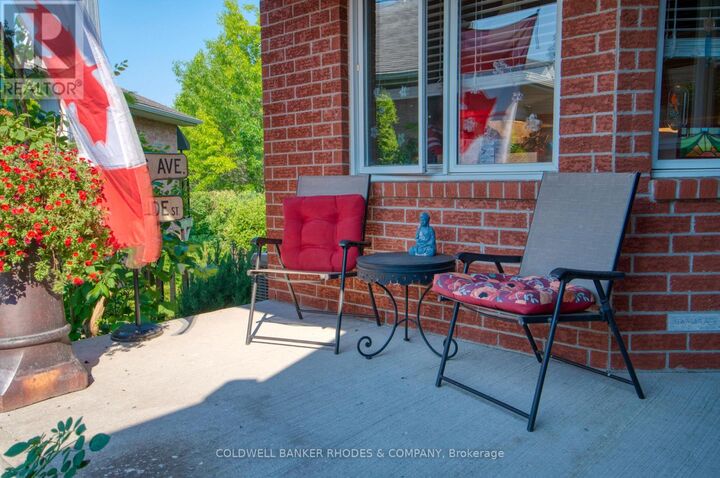 Property Photo:  77 Quinterra Court  ON K1V 1K9 