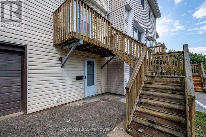 Property Photo: 727 Wilkins Street ON N6C 4Z9