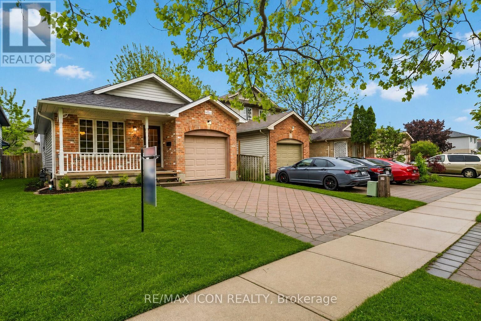 Property Photo:  238 Fleming Drive  ON N5V 4Y9 