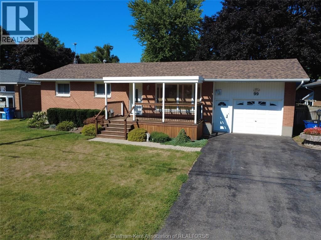 Property Photo:  99 English Street  ON N0P 1A0 