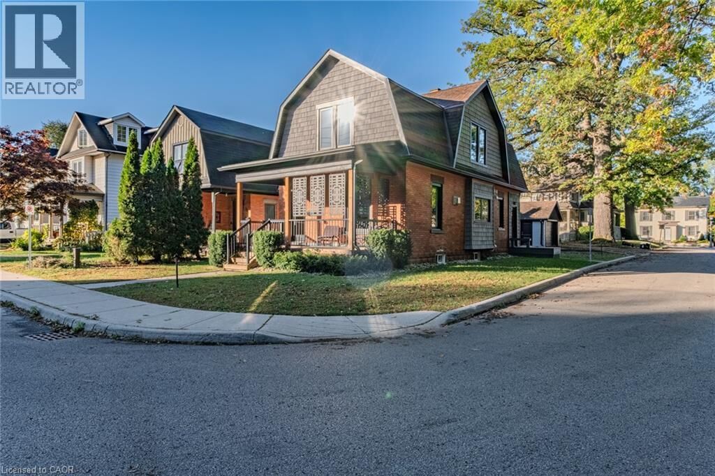 Property Photo:  74 Lynnwood Avenue  ON N3Y 2V6 