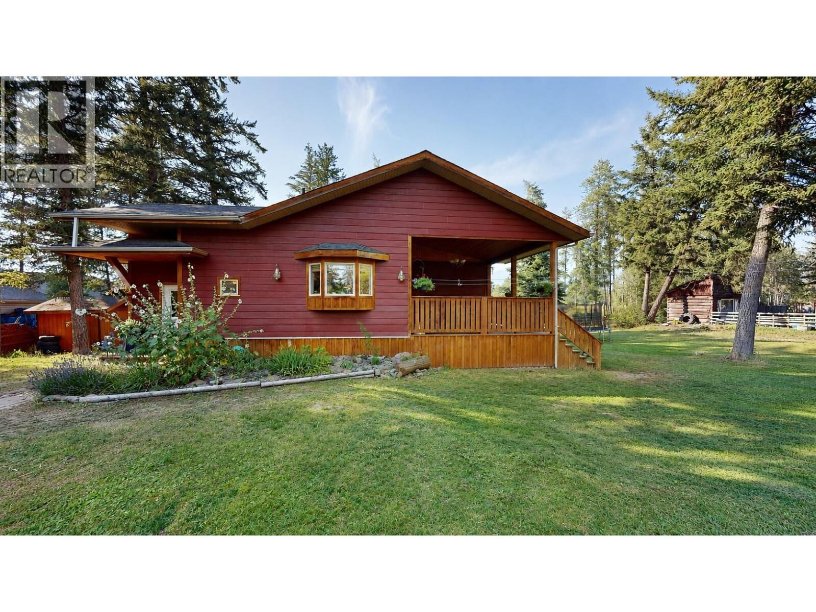 Property Photo: 7159 Rosen Lake Road BC V0B 1T0