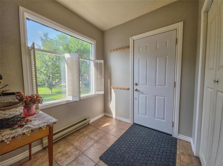 Property Photo:  637 14th Street  MB R7A 4V1 