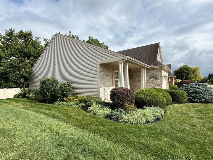 Property Photo: 7468 New York Way OH 45414