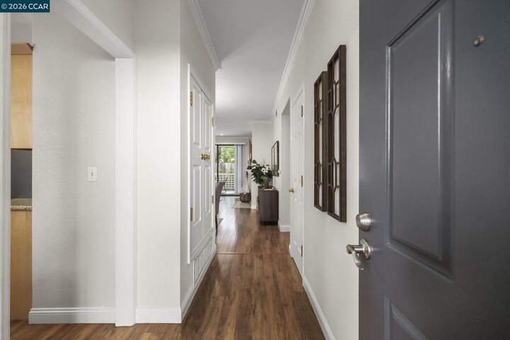 Property Photo:  2586 Oak Rd. 130  CA 94597 