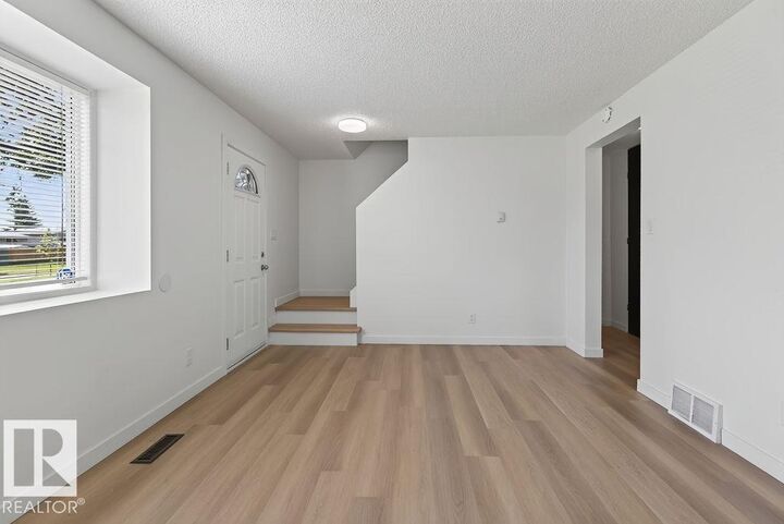 Property Photo: 428 Hermitage Road NW AB T5A 3K9