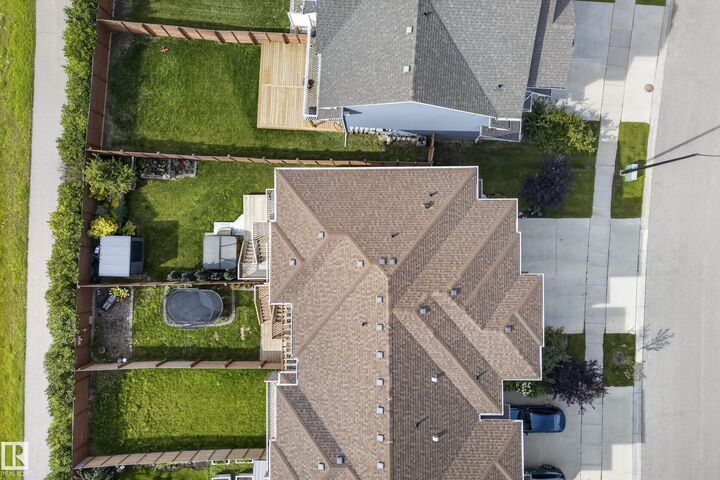 Property Photo: 45 Joyal Way AB T8N 7V6