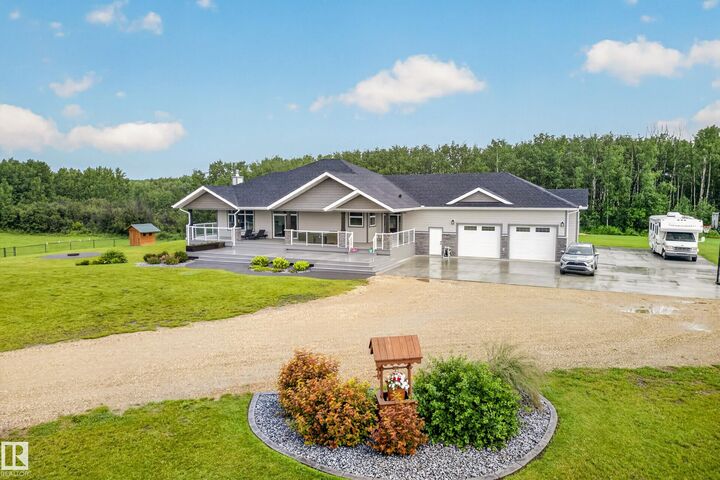 Property Photo: 52502 Rge Road 22 A AB T7Y 3C5